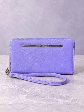 Steve Madden BZippy Digital Lavenda Wristlet Wallet NWT